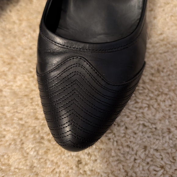 Black Women's Shoes - Picture 4 of 8